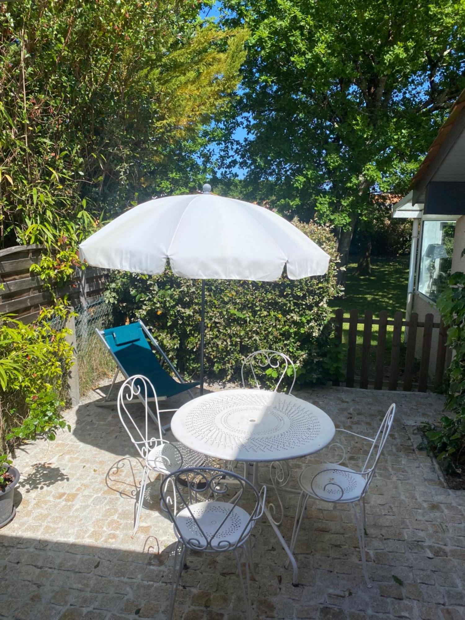 Beau T2 Proche Plages , Commodités Hébergement de vacances